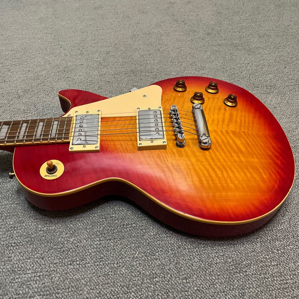 epiphone by Gibson Les Paul standard CS VOS調 エピフォン　ギブソン　レスポール　スタンダード　ジャンク扱い lespaul 虎目_画像2