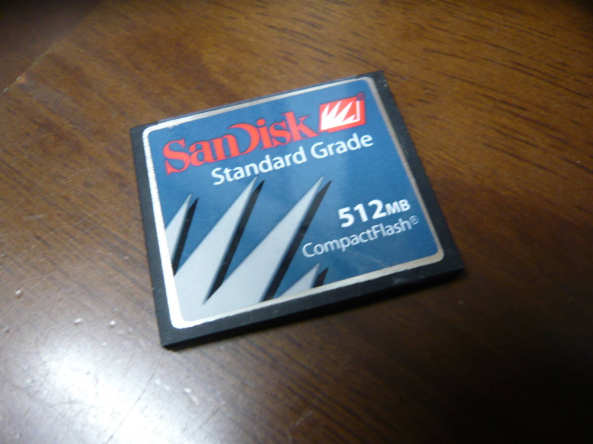 動作保証！SanDisk CFカード 512MB　①_画像1