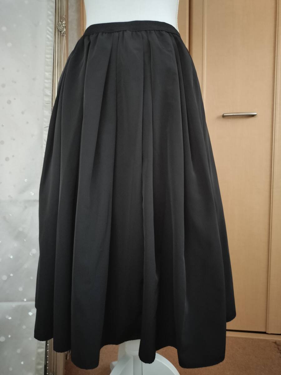 TRECODE トレコード 神戸・山の手スカート ミモレ丈 タフタ 黒 ブラック トレンドドレスコード Trend Dress Codeの画像1
