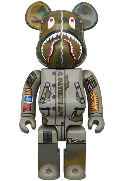 BE@RBRICK BAPE(R) × ALPHA CAMO SHARK 2023 400％　ベアブリック bape_画像1