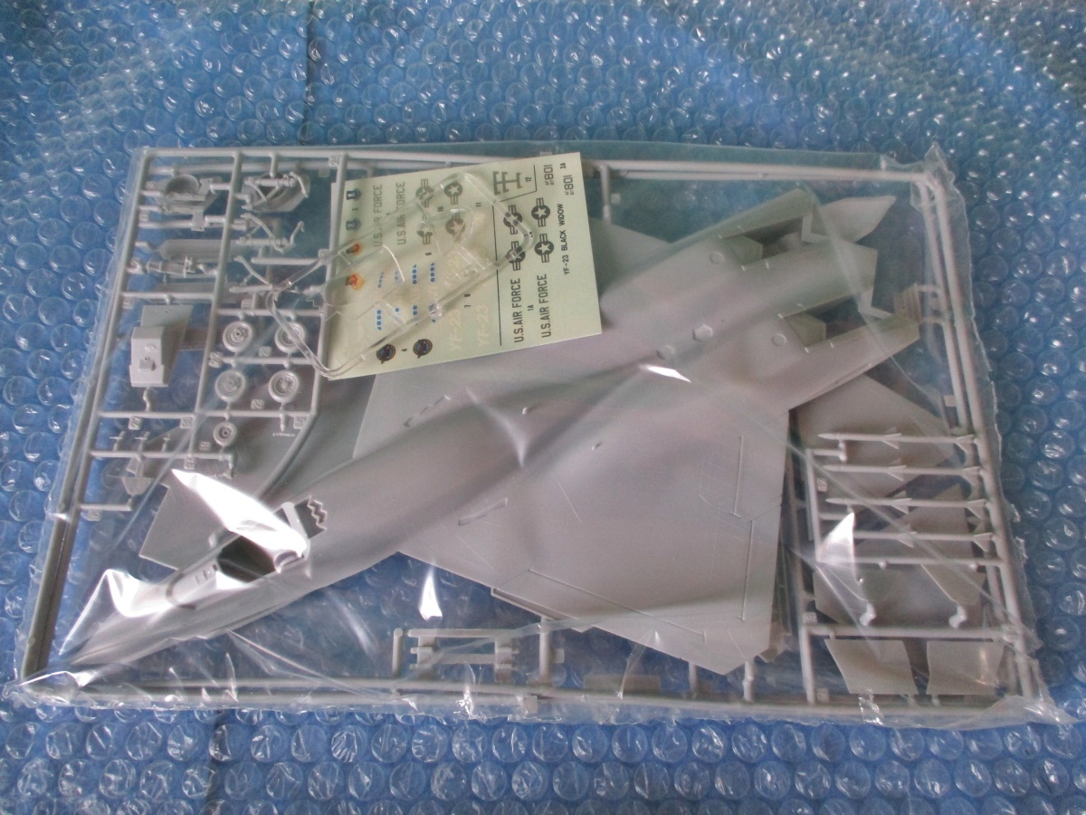 プラモデル タミヤ TAMIYA 1/72 ノースロップ MDD YF-23 NORTHROP/MDD YF-23 未組み立て 昔のプラモ_画像4