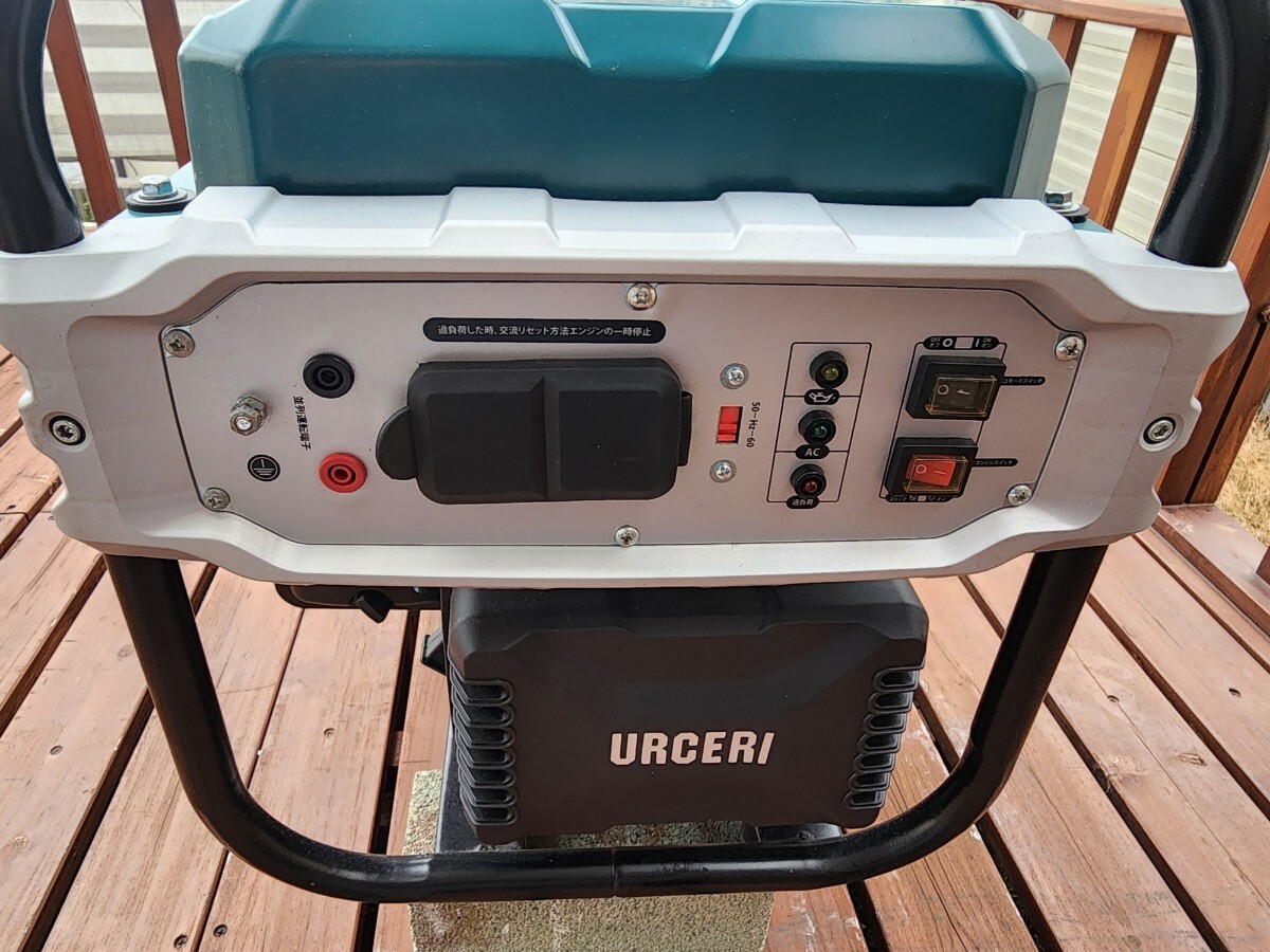 QL2000ix インバーター発電機 URCERI ジャンク 2019年製 動作未確認 オイル漏れ 室内保管品 簡易梱包 着払の画像1
