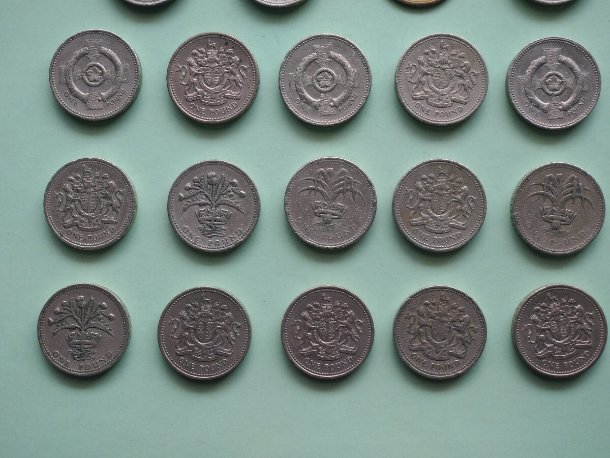 外国コイン イギリス（英国）(Rー５１３) １ポンド硬貨 おまとめ １８枚 の画像5