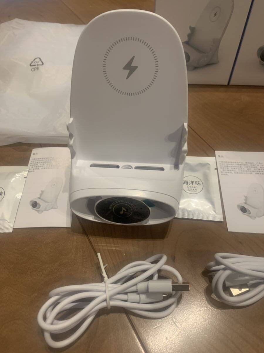 ★送料無料★急速充電 2個セット 美品 ワイヤレス充電器 QI充電器 15W iPhone 対応機種 iPhone15 14 13 12 SE Pro mini Andriodの画像2