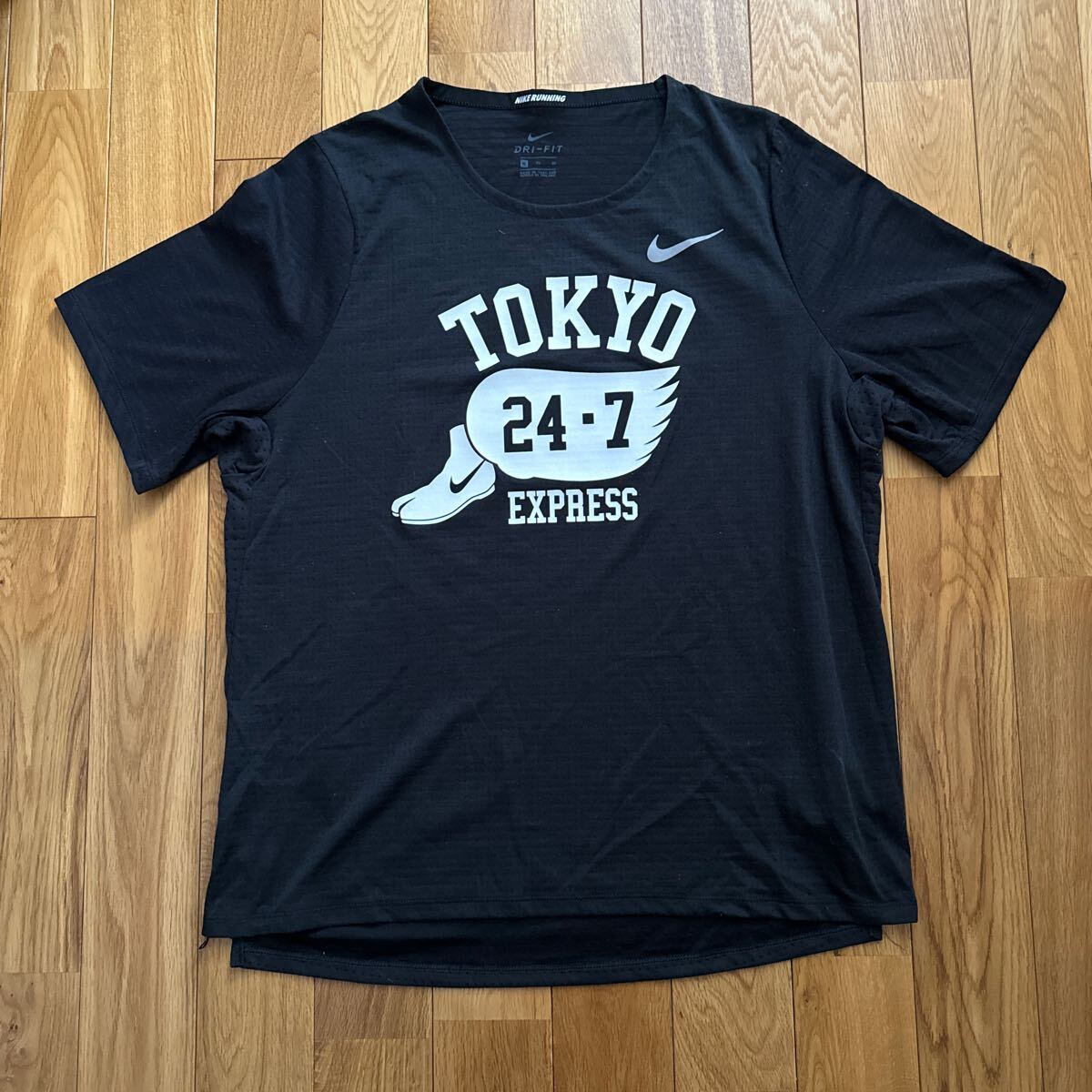 NIKE ナイキ ランニング 半袖Tシャツ ブラック サイズXL TOKYO東京_画像1