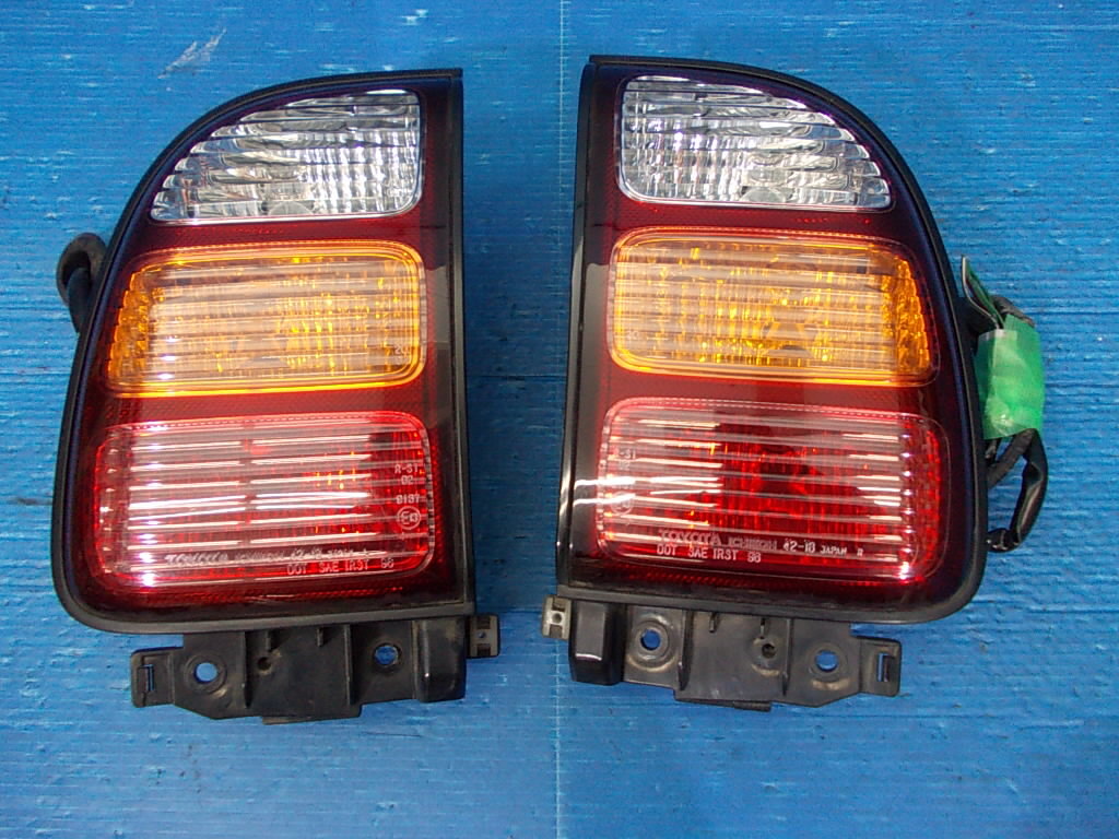 SXA10G/SXA11G/SXA10W/SXA11W/RAV4 J/V long 5D standard body latter term tail lamp / tail light left right set city light / Ichiko /ICHIKOH/42-18