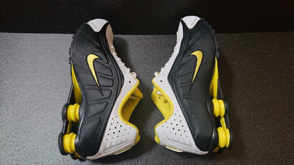 NIKE SHOX R4 104265 048 US10.5 28.5cmナイキ ショックス 2019年製 USED_画像6