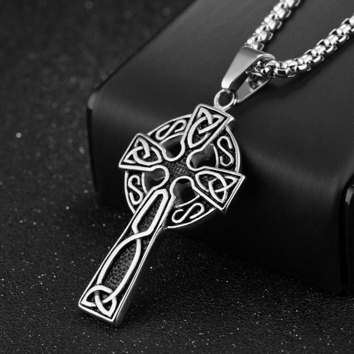 ネックレス 十字架 クロス 十字 メンズ レディース シルバー 銀色 ペンダント かっこいい デザイン 装飾 ベネチアンチェーン