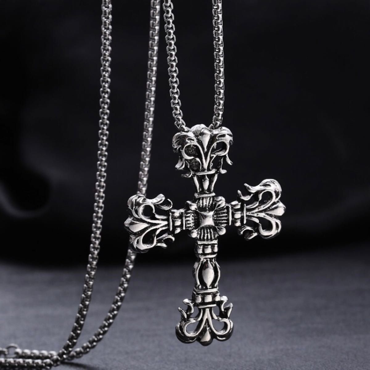 クロス ネックレス 十字 十字架 レディース メンズ シルバー ペンダント おしゃれ クロスネックレス ヴィンテージ 装飾 銀色