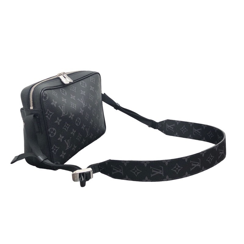 ルイ・ヴィトン LOUIS VUITTON アウトドア・メッセンジャーPM M30233 ブラック モノグラム・エクリプス ショルダーバッグ メンズ 中古_画像3