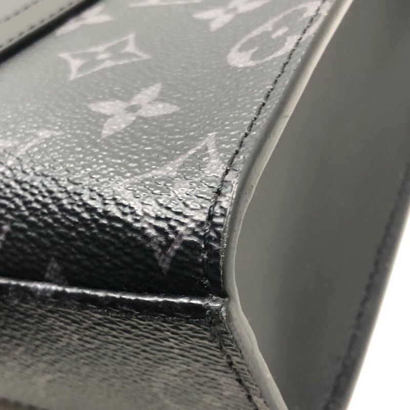 ルイ・ヴィトン LOUIS VUITTON サックプラ・クロス M46098 モノグラム・エクリプスキャンバス ショルダーバッグ メンズ 中古_画像3