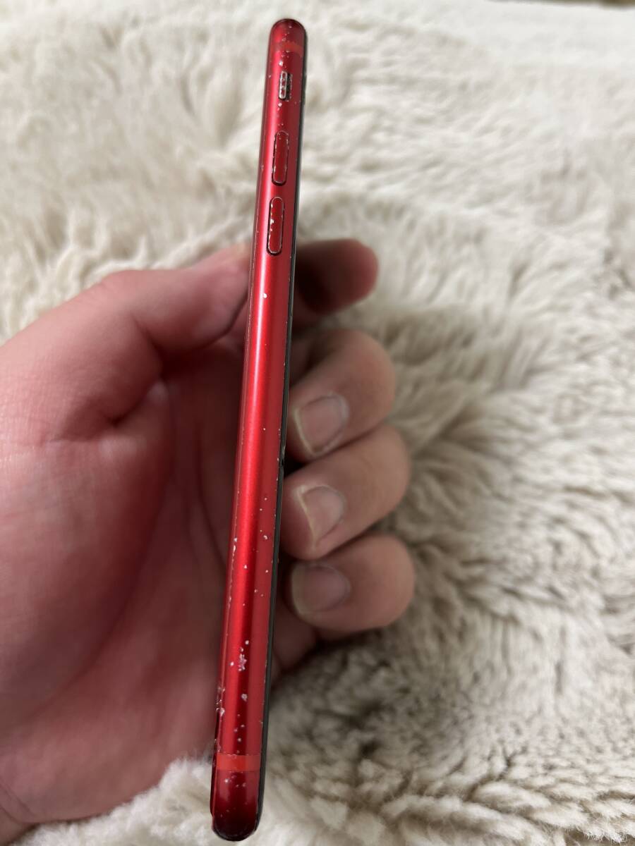 iPhone8 RED(64GB) ジャンク　au_画像4