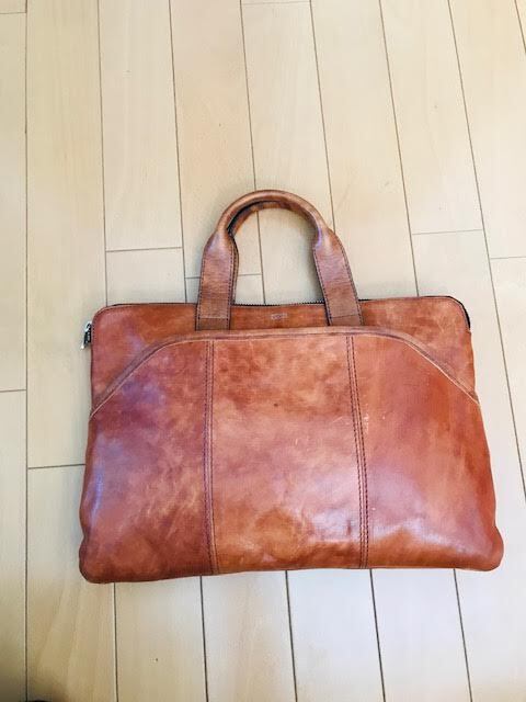 V complete sale DECADE leather handbag 