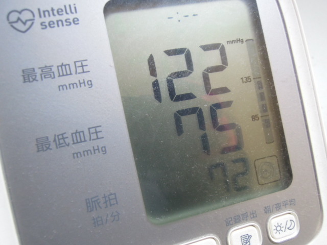 （HY)オムロン　上腕式血圧計　HEM-7220　現状品_画像2