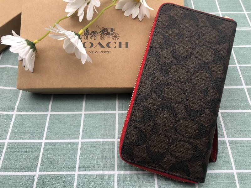 COACH コーチ 財布 長財布 プレゼント レッド 小銭入れあり 新品未使用