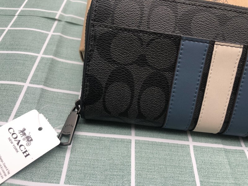 COACH コーチ 財布 長財布 プレゼント 小銭入れあり 新品 未使用 ラウンドファスナー ギフト レザー ウォレット メンズ レディース C120_画像4