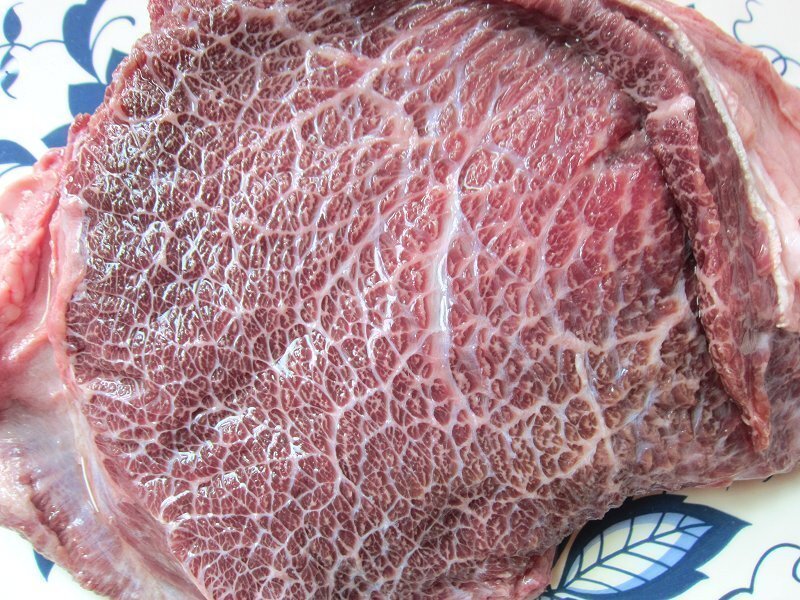  rare article * delicacy [ cow ho ho meat 1kg] cheek... roasting also beautiful taste .... on scree..AUS gray n