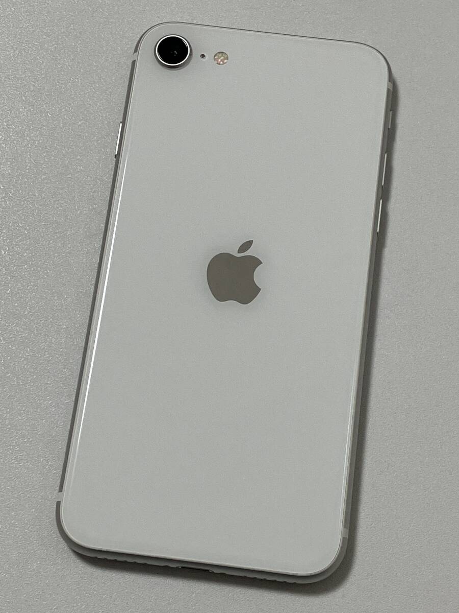 SIMフリー iPhoneSE2 64GB White シムフリー アイフォンSE 2 第二世代 第2世代 ホワイト docomo au softbank UQ SIMロックなし A2296 95%_画像3