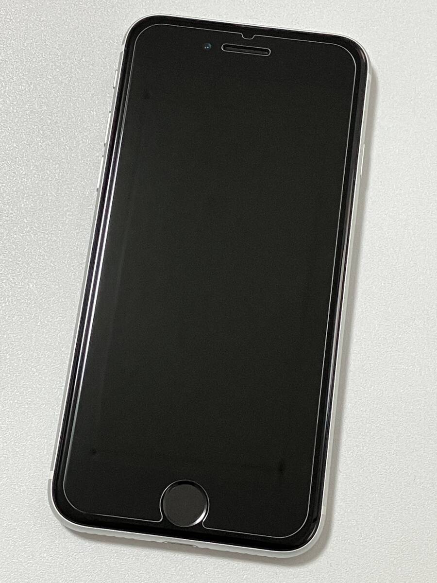 SIMフリー iPhoneSE2 64GB White シムフリー アイフォンSE 2 第二世代 第2世代 ホワイト softbank au UQ docomo SIMロックなし A2296 82%の画像2