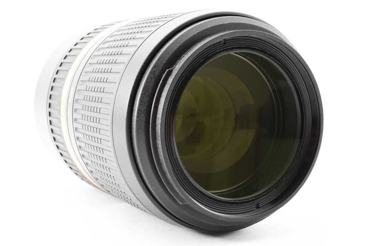 【美品】タムロン TAMRON SP 70-300mm F4-5.6 Di VC USD NikonFマウント用　《訳あり現状品》 　　　 　　　　　　　MR070290A2881_画像4