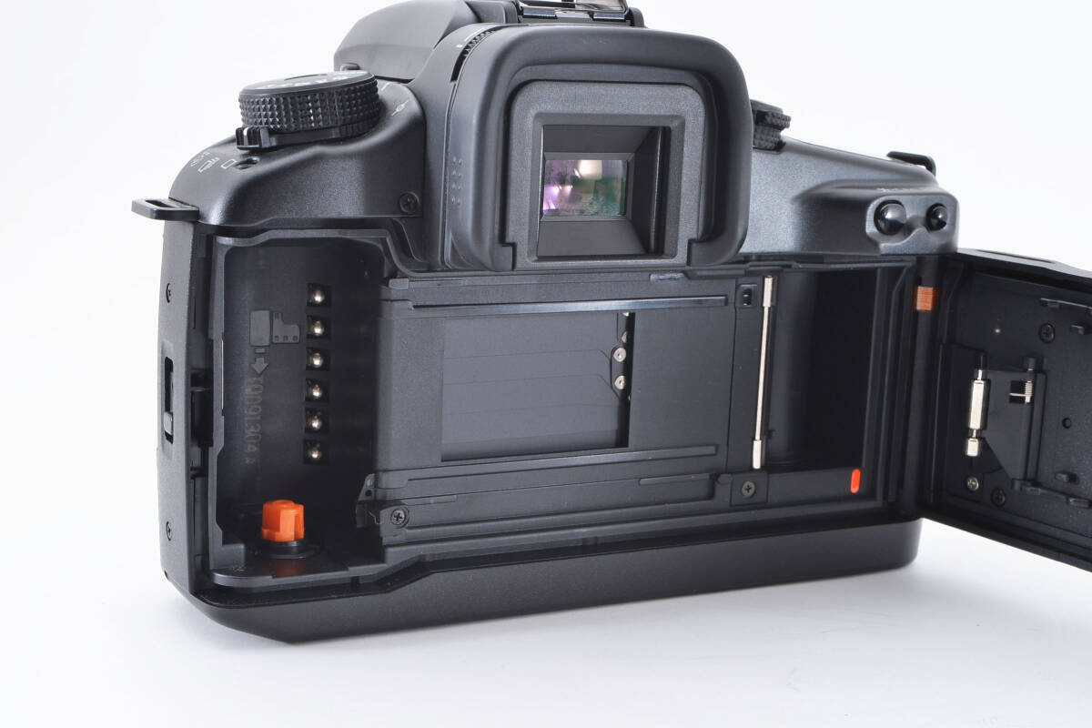 【美品】キャノン Canon EOS 7 フィルムカメラ 　　　　 MR231119A2603_画像6