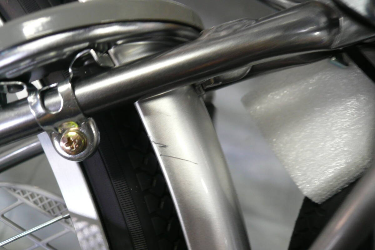 ブリジストン廉価版自転車「E ブランド」 ２６インチ 1D8K7A DES630 MXミラーシルバー 箱詰未使用品 _画像4