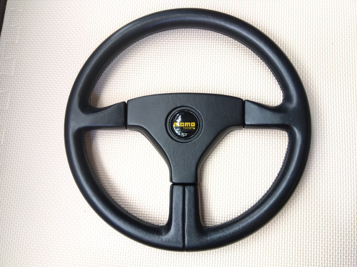 Toyota original OP momo Ghibli 3 steering gear horn button Toyota original OP momo Ghibli 3 steering gear horn button