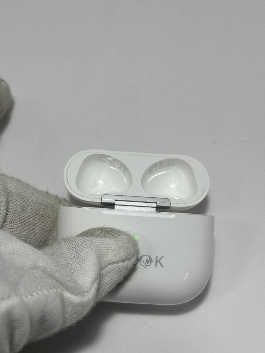 Apple アップル Airpods 第三世代 A2566 充電ケース Bluetooth ワイヤレス イヤホン イヤフォン USED 中古 (R601-C1_画像6