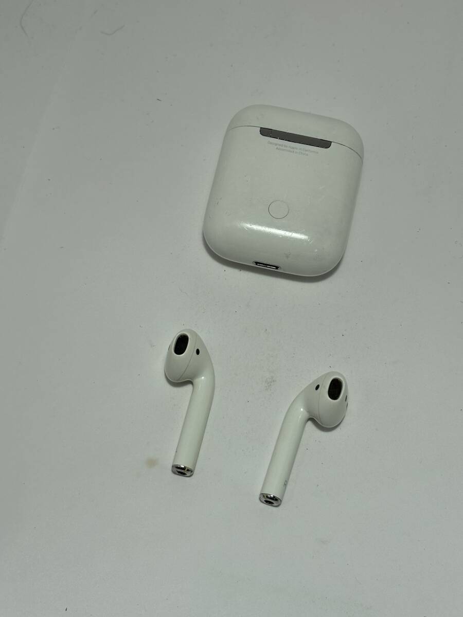 Apple アップル Airpods A1602 A1722 A1523 Bluetooth ワイヤレス イヤホン イヤフォン USED 中古 (R601-166の画像2