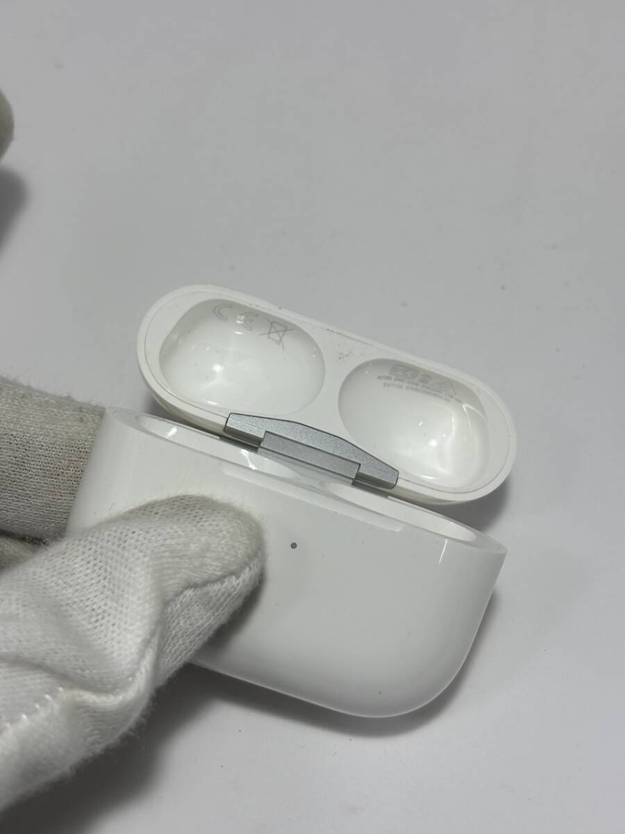 Apple アップル Airpods PRO A2190 充電ケース Bluetooth ワイヤレス イヤホン イヤフォン USED 中古 (R601-C20_画像6