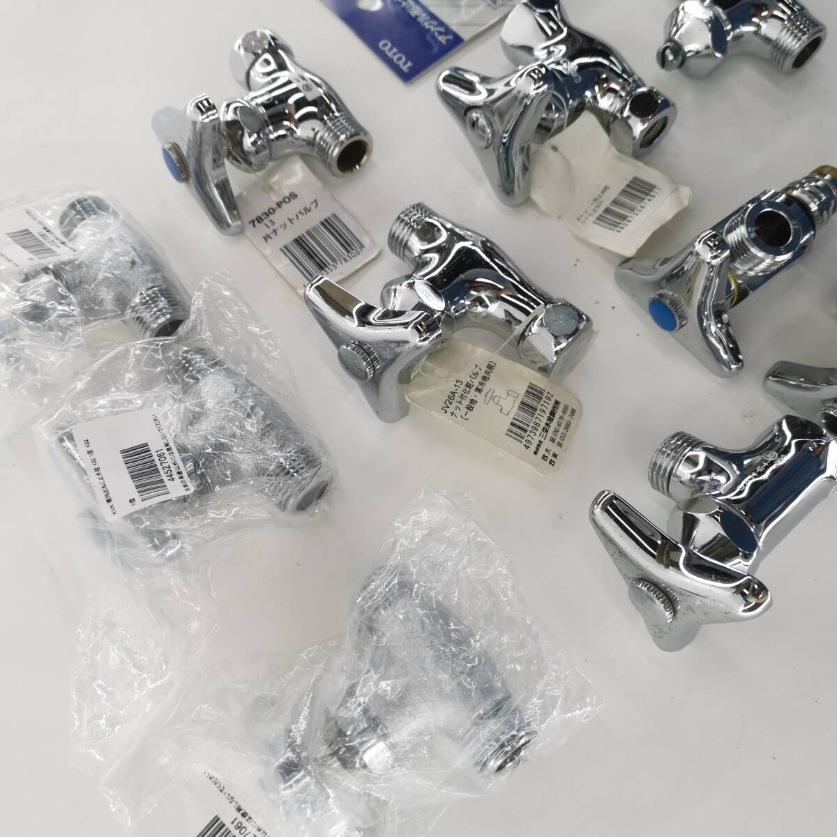 送料無料 未使用品有り 化粧バルブ 止水栓 カクダイ TOTO SANEI 送料無料 未使用品有り 化粧バルブ 止水栓 カクダイ TOTO SANEI