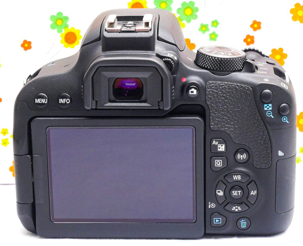 美品 Canon EOS Kiss X9i☆Wi-Fi搭載☆高性能☆ダブルレンズ