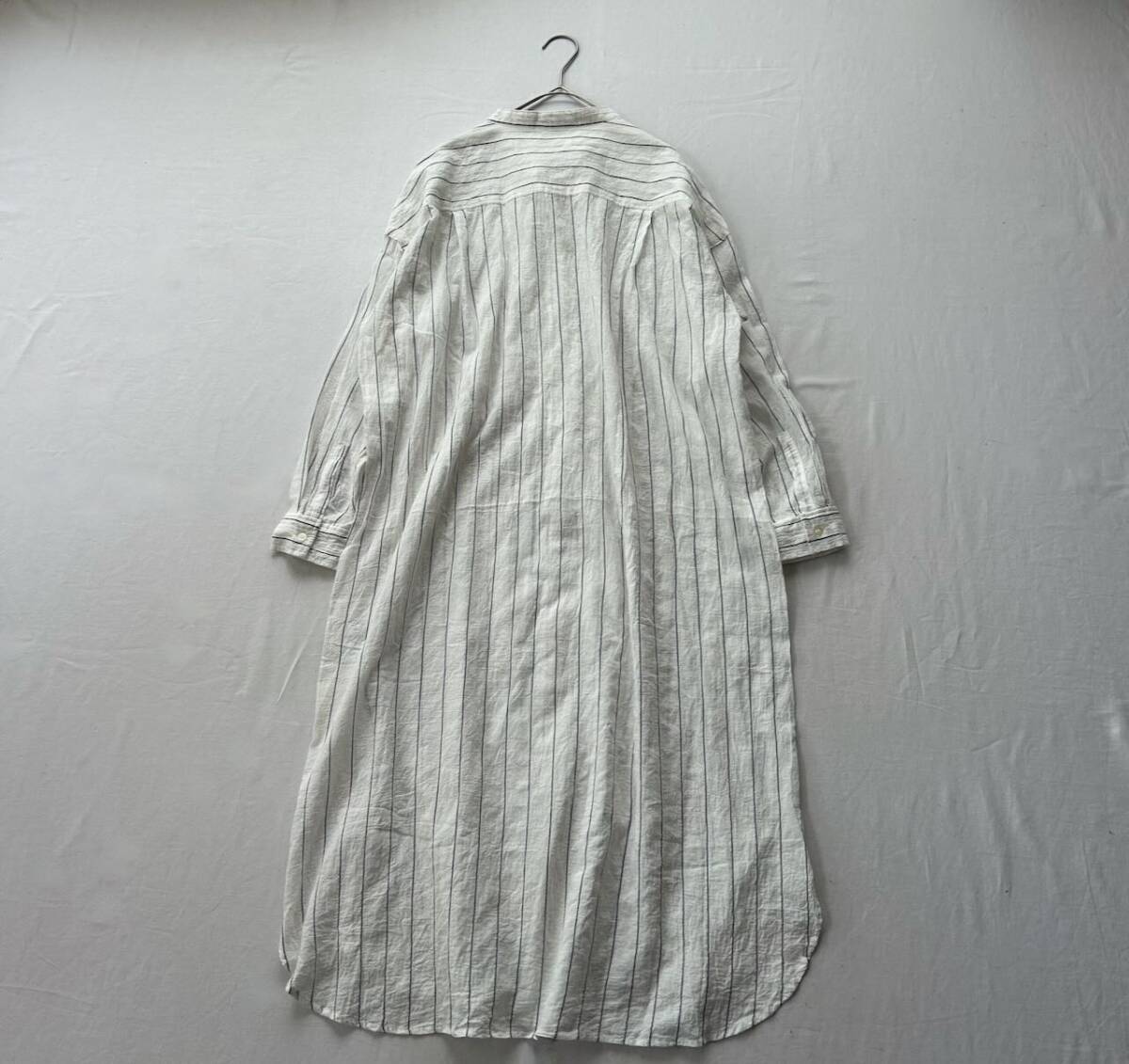 ショコラフィネ ローブ chocol raffine robe ストライプ柄バンドカラーシャツワンピースの画像2