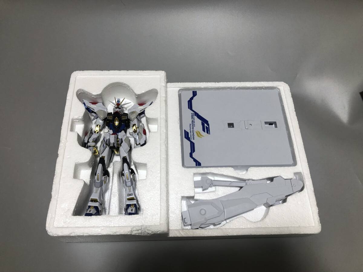 METAL BUILD 機動戦士ガンダムSEED DESTINY ストライクフリーダムガンダム _画像5