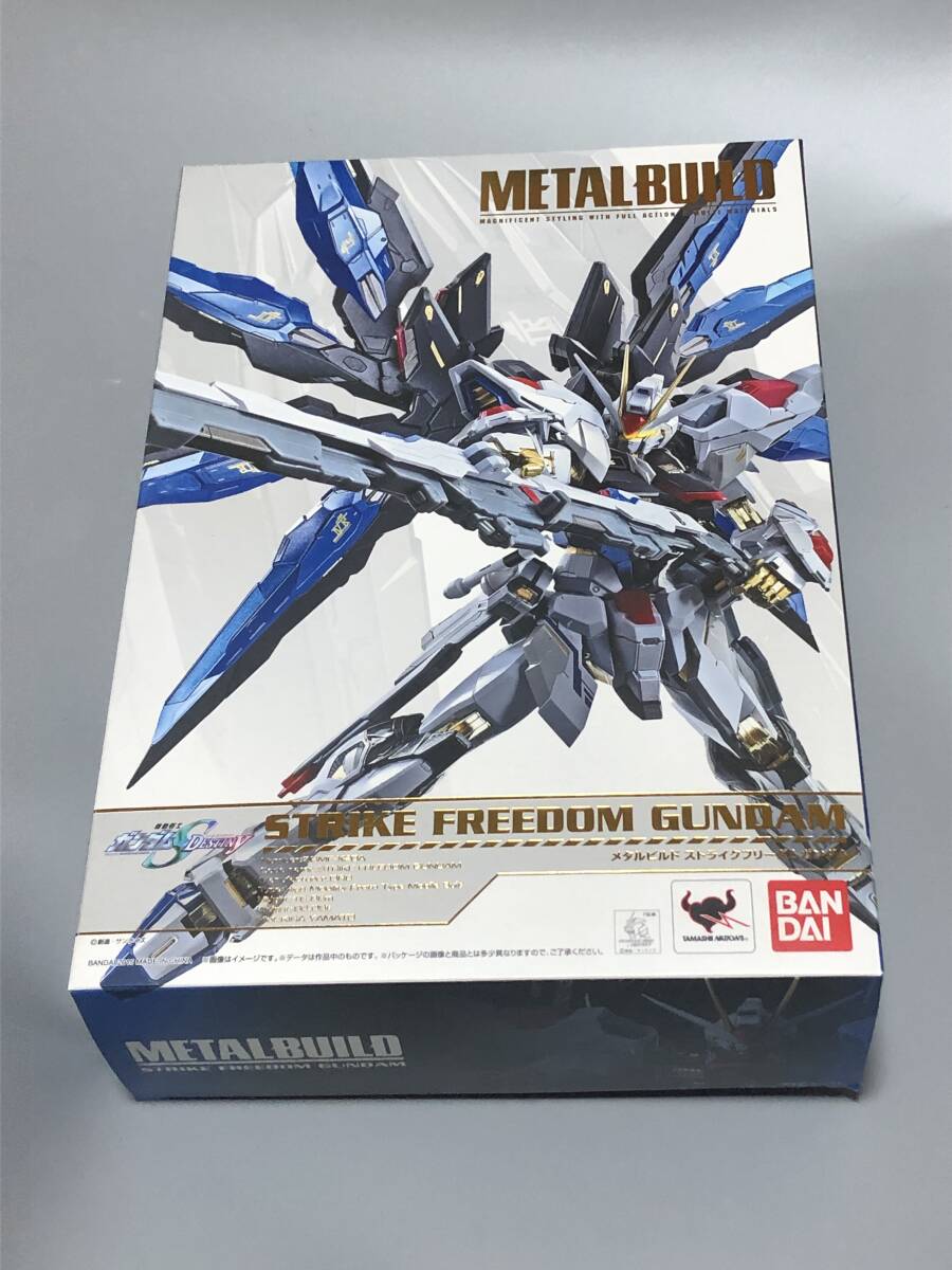 METAL BUILD 機動戦士ガンダムSEED DESTINY ストライクフリーダムガンダム _画像1