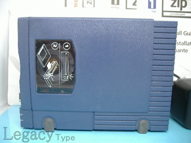 【iomega Z100P2 パラレル接続 100MB ZIPドライブ】_画像4