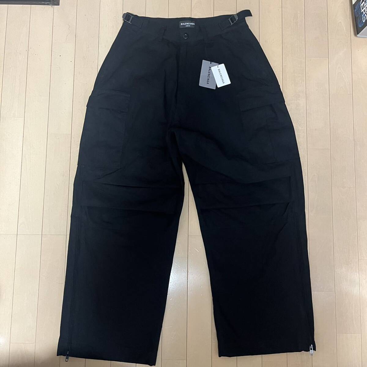 BALENCIAGA 2022 buggy cargo pants バレンシアガ　キックカーゴパンツ ripstop バギーパンツ　デムナ_画像1