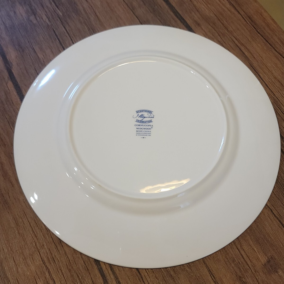 WEDGWOOD ウェッジウッド ディナープレート 大皿 BONE CHINA コーヌコピア 27cm 未使用 プレート_画像2