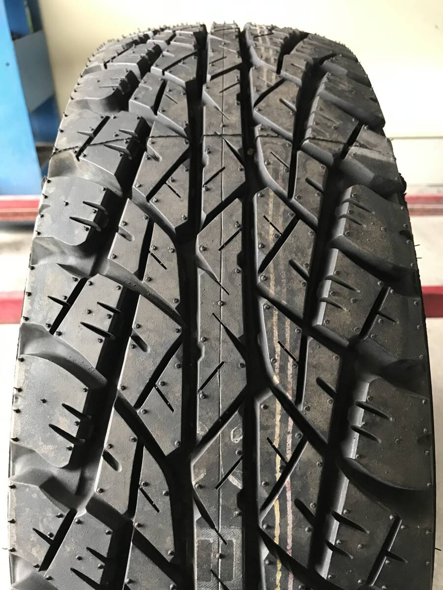 LT235/75R15 104/101 6PR 2004年24週 【未使用分山】 ダンロップ DUNLOP GRANDTREK AT2 1本♪_画像3