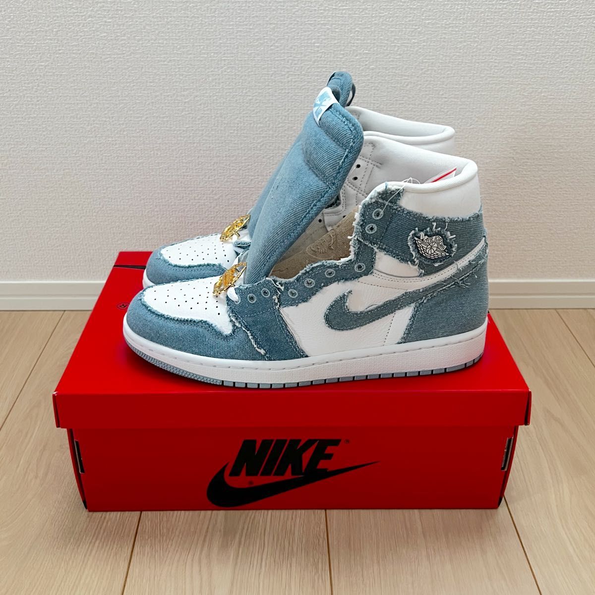 Nike WMNS Air Jordan 1 High OG "Denim" ウィメンズ エアジョーダン1 ハイ OG "デニム"