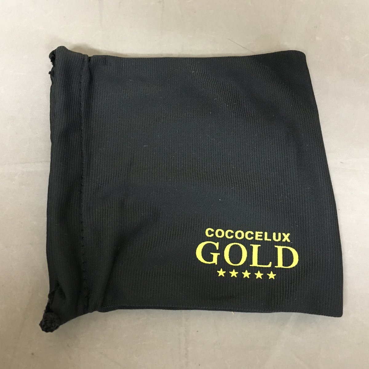 【中古品B】COCOCELUX GOLD(ココセリュックスゴールド) 二つ折り財布 ※箱・保存袋付き (管理番号：063104)の画像9