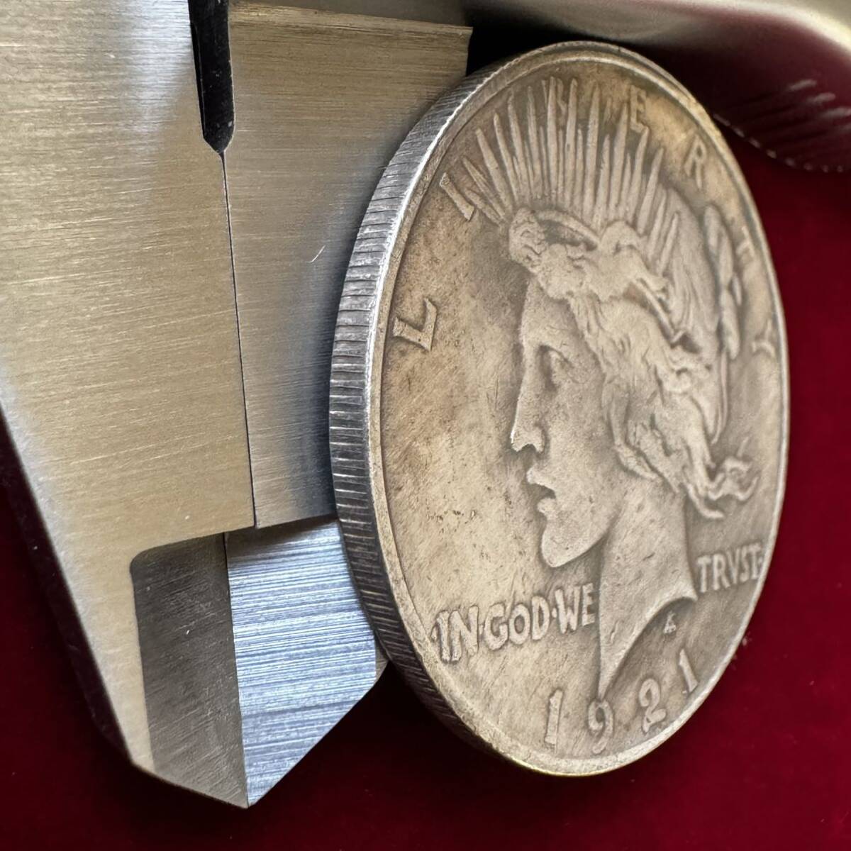 アメリカ 硬貨 古銭 自由の女神 1921年 リバティ クラウン イーグル 太陽 コイン 銀貨 外国古銭 海外硬貨_画像3