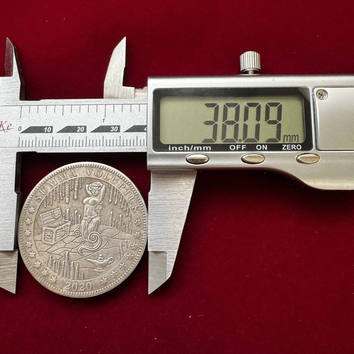 アメリカ ホーボーニッケルコイン 硬貨 古銭 2020年 魔法のランプ 魔神 財宝 ドクロ コイン 海外硬貨 外国古銭 の画像4