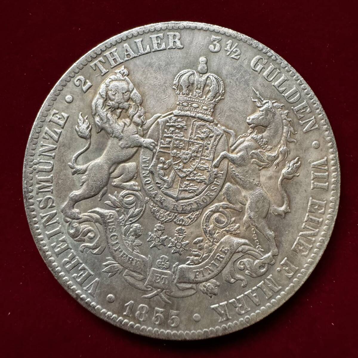 イギリス ヴィクトリア女王 硬貨 古銭 1887年 「MDCCCLXXXVII」銘 王章 国花 ライオン ユニコーン クラウン コイン 銀貨 外国古銭 海外硬貨の画像1