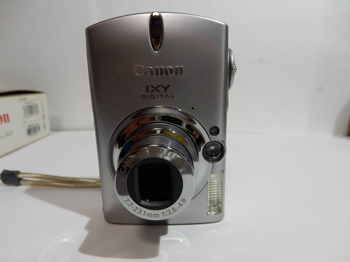 キャノン　IXY DIGITAL 600 メモリ(128MB)付き　デジタルカメラ_画像2