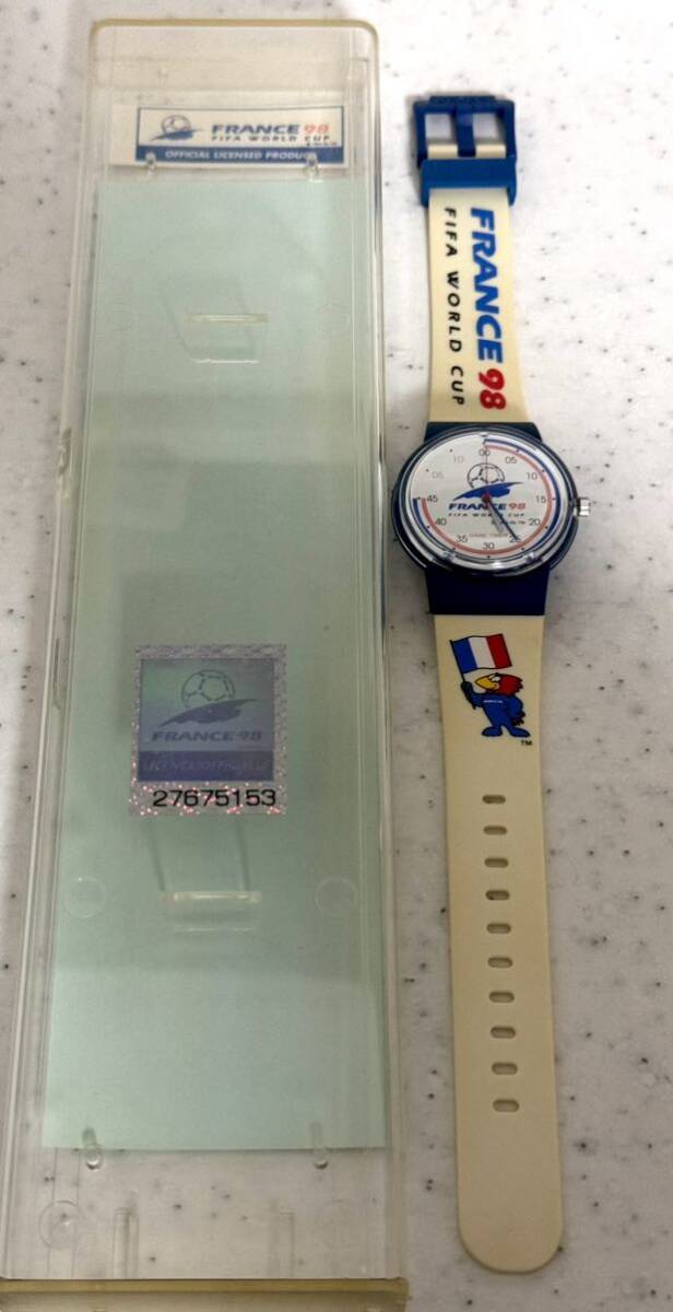 【希少】電池交換済 稼働 FRANCE 98 FIFA WORLD CUP GAME TIMER 箱付 1994 ISL TM LICENCE OFFICIELLE 27675153 ラバーベルト 腕時計 の画像2