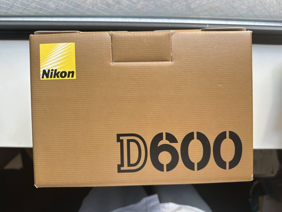 NIKON D600 ニコン 純正ボックス 【送料無料】