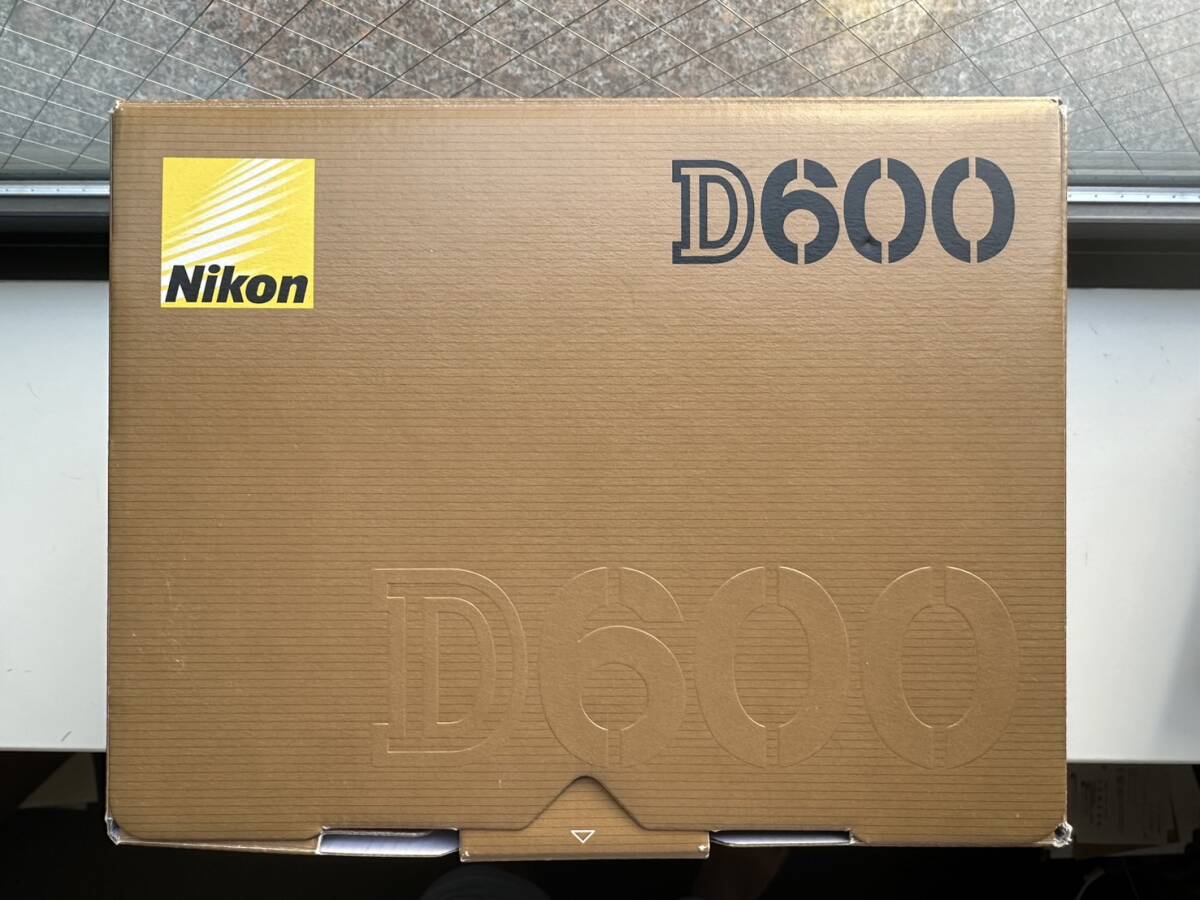 NIKON D600 ニコン 純正ボックス 【送料無料】