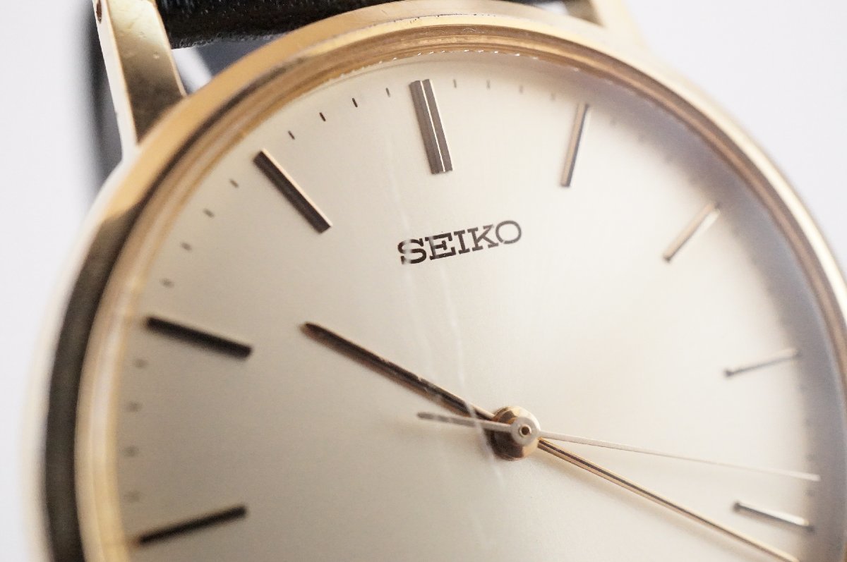 SEIKO セイコー 5P31-8000 クォーツ メンズ 腕時計 ゴールド 電池交換済み_画像4