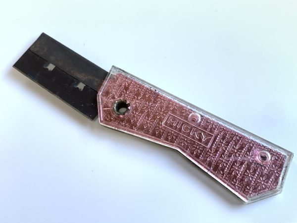 【昭和レトロ】昭和の鉛筆削り　『ミッキーナイフ』中古品　折りたたみ　シャインカラー　定形発送可　O0126D_画像7